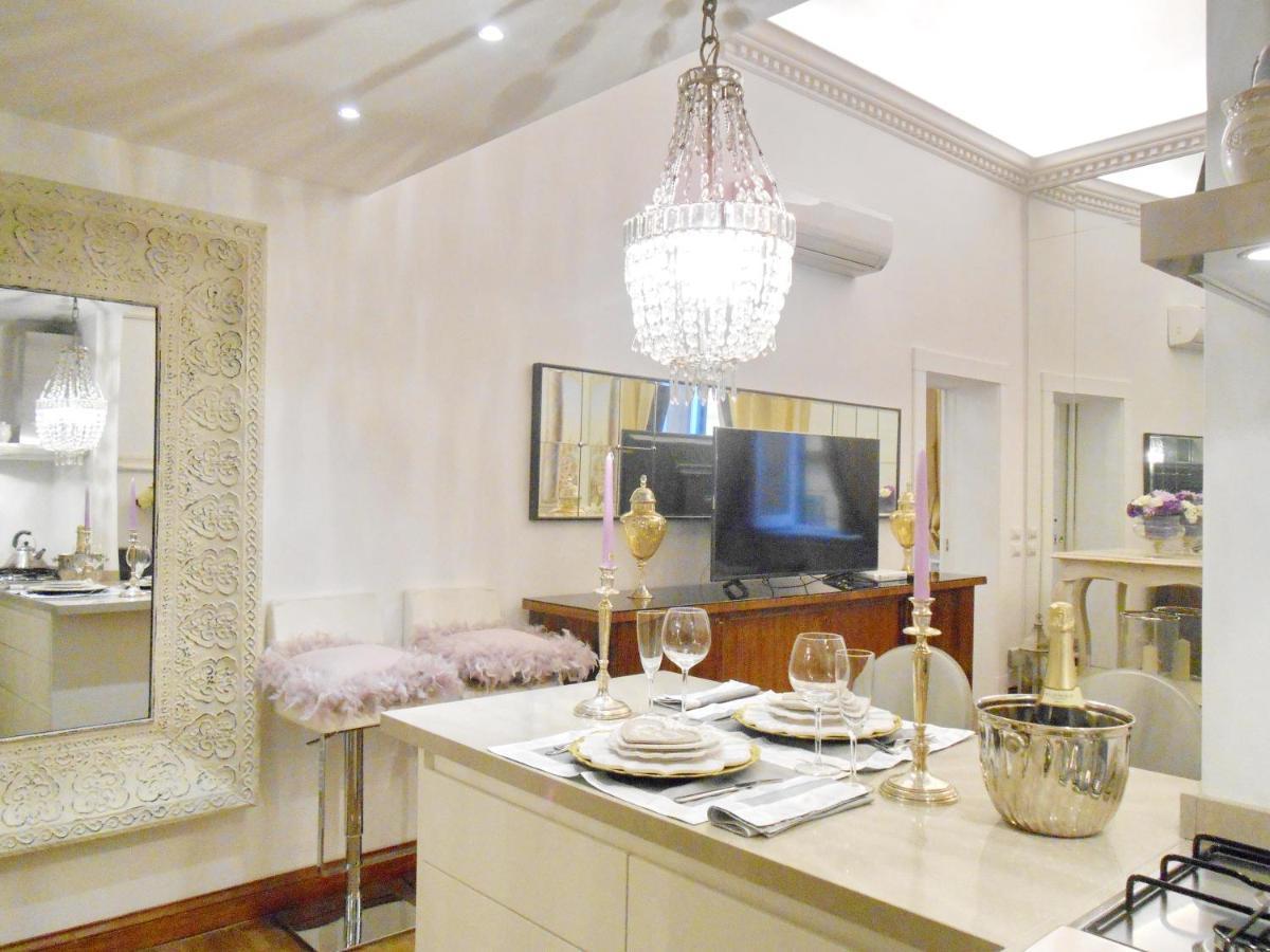 The Right Place 4U Roma Savelli Boutique Apartment Dış mekan fotoğraf